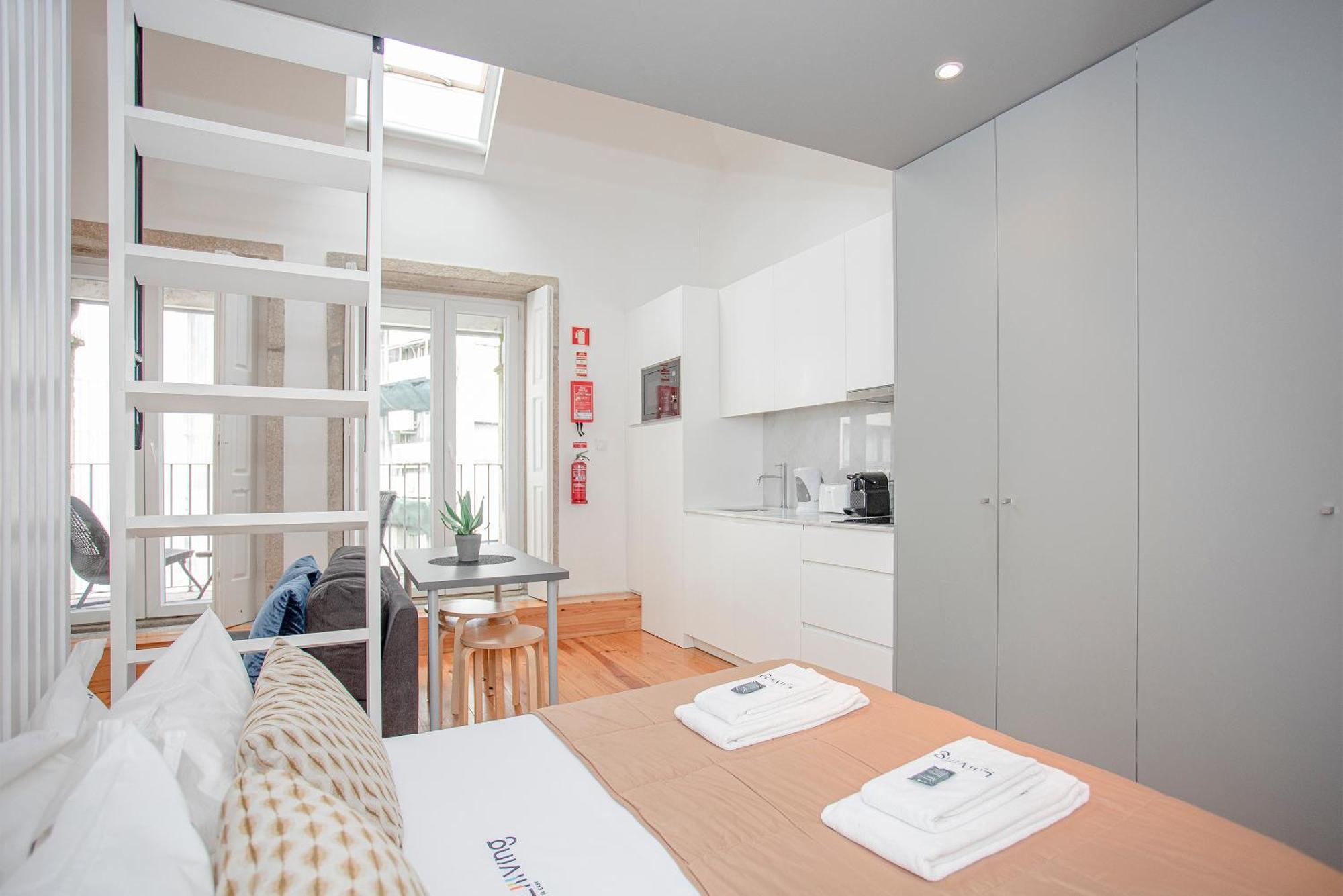 Liiiving In Porto - Heart Of Porto Mezzanine Apartment Bagian luar foto