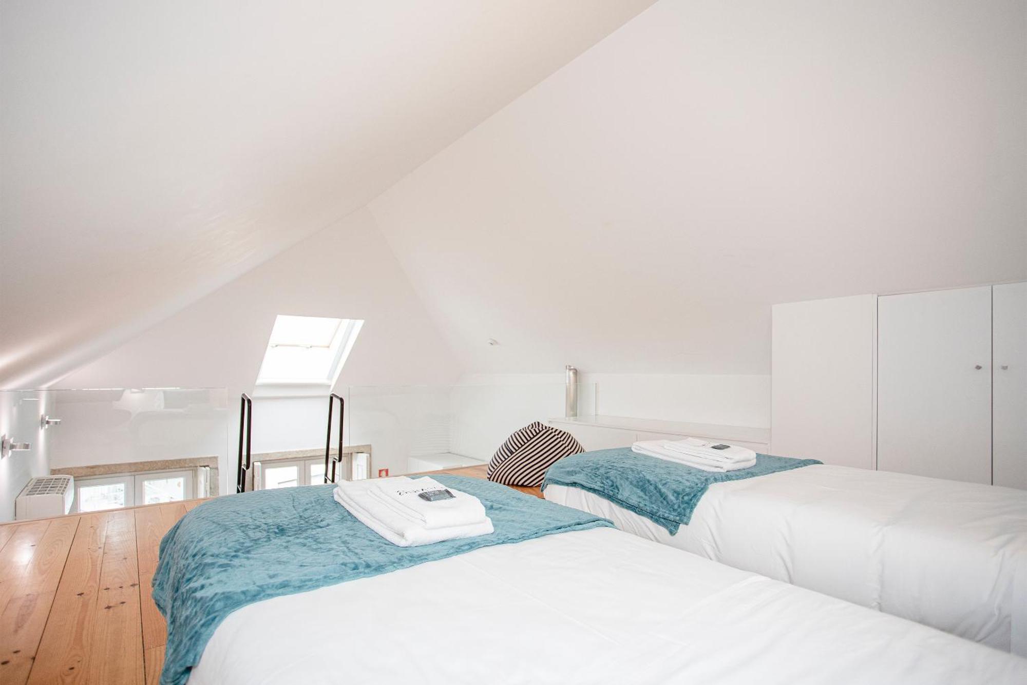 Liiiving In Porto - Heart Of Porto Mezzanine Apartment Bagian luar foto