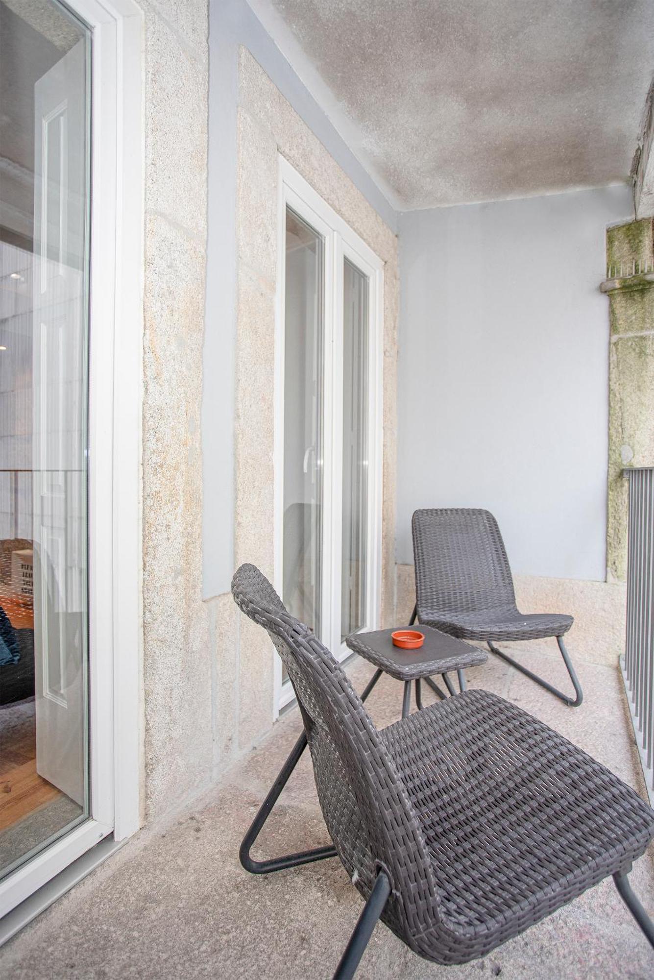 Liiiving In Porto - Heart Of Porto Mezzanine Apartment Bagian luar foto