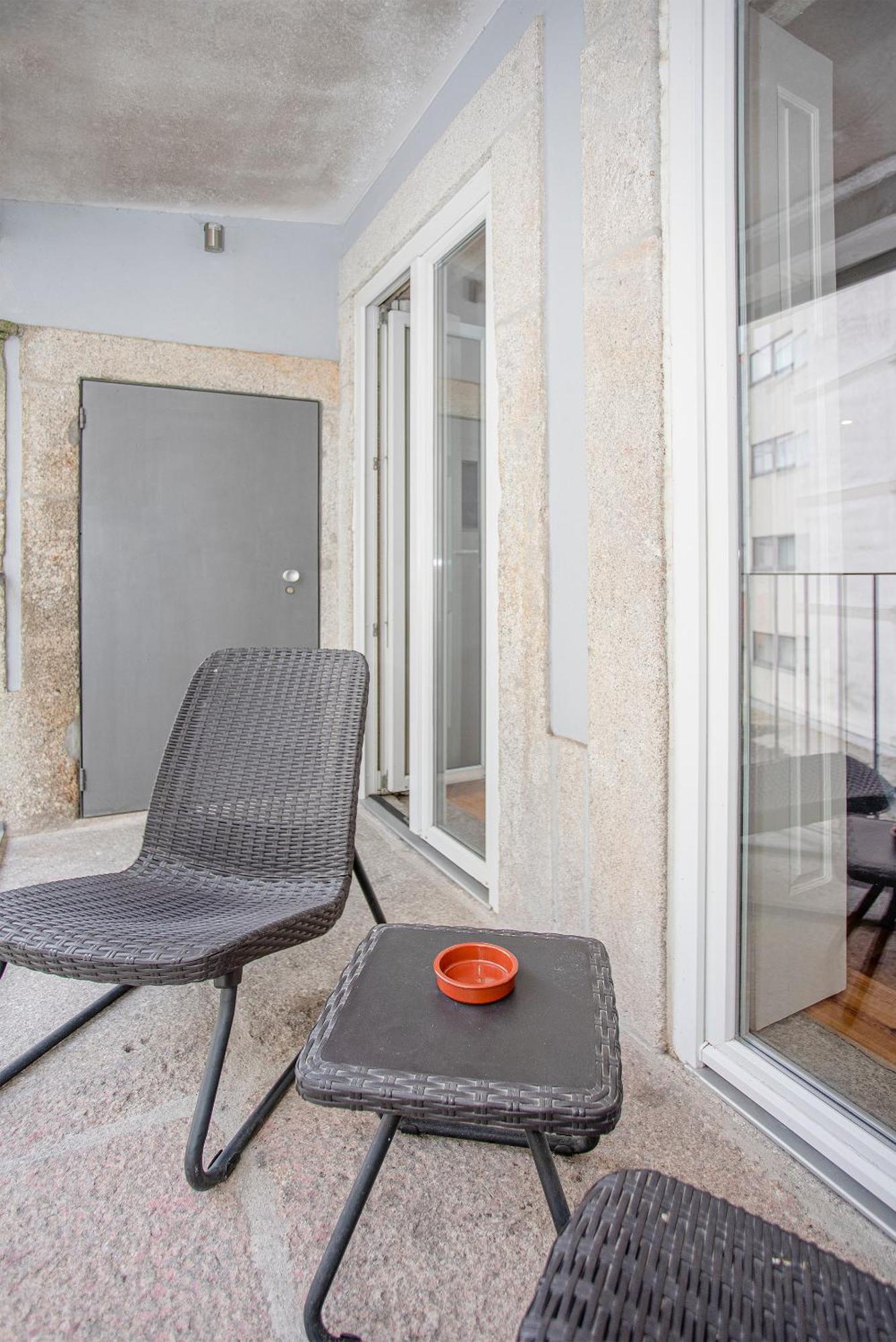 Liiiving In Porto - Heart Of Porto Mezzanine Apartment Bagian luar foto