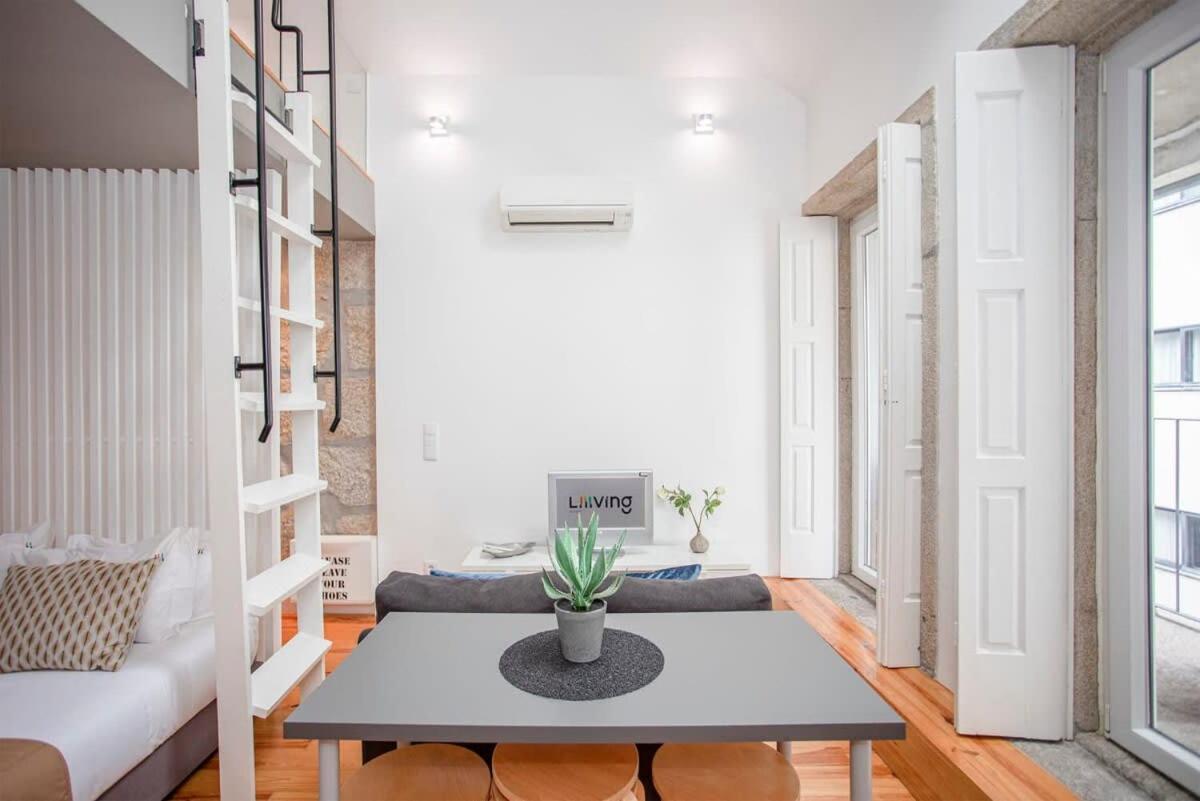 Liiiving In Porto - Heart Of Porto Mezzanine Apartment Bagian luar foto