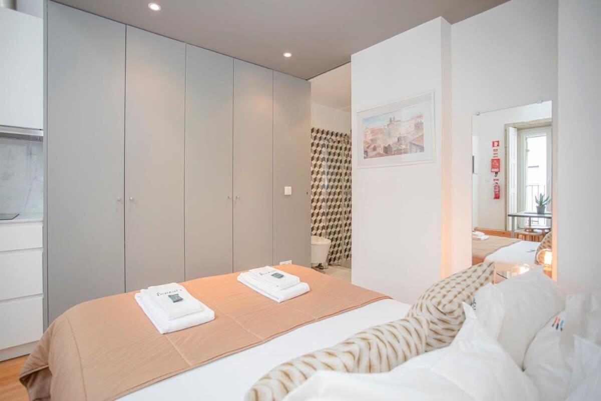 Liiiving In Porto - Heart Of Porto Mezzanine Apartment Bagian luar foto