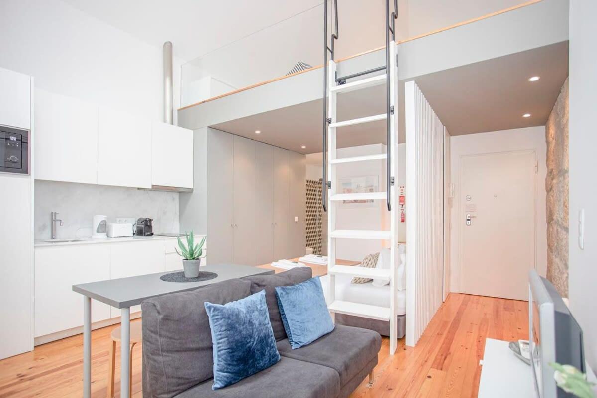 Liiiving In Porto - Heart Of Porto Mezzanine Apartment Bagian luar foto